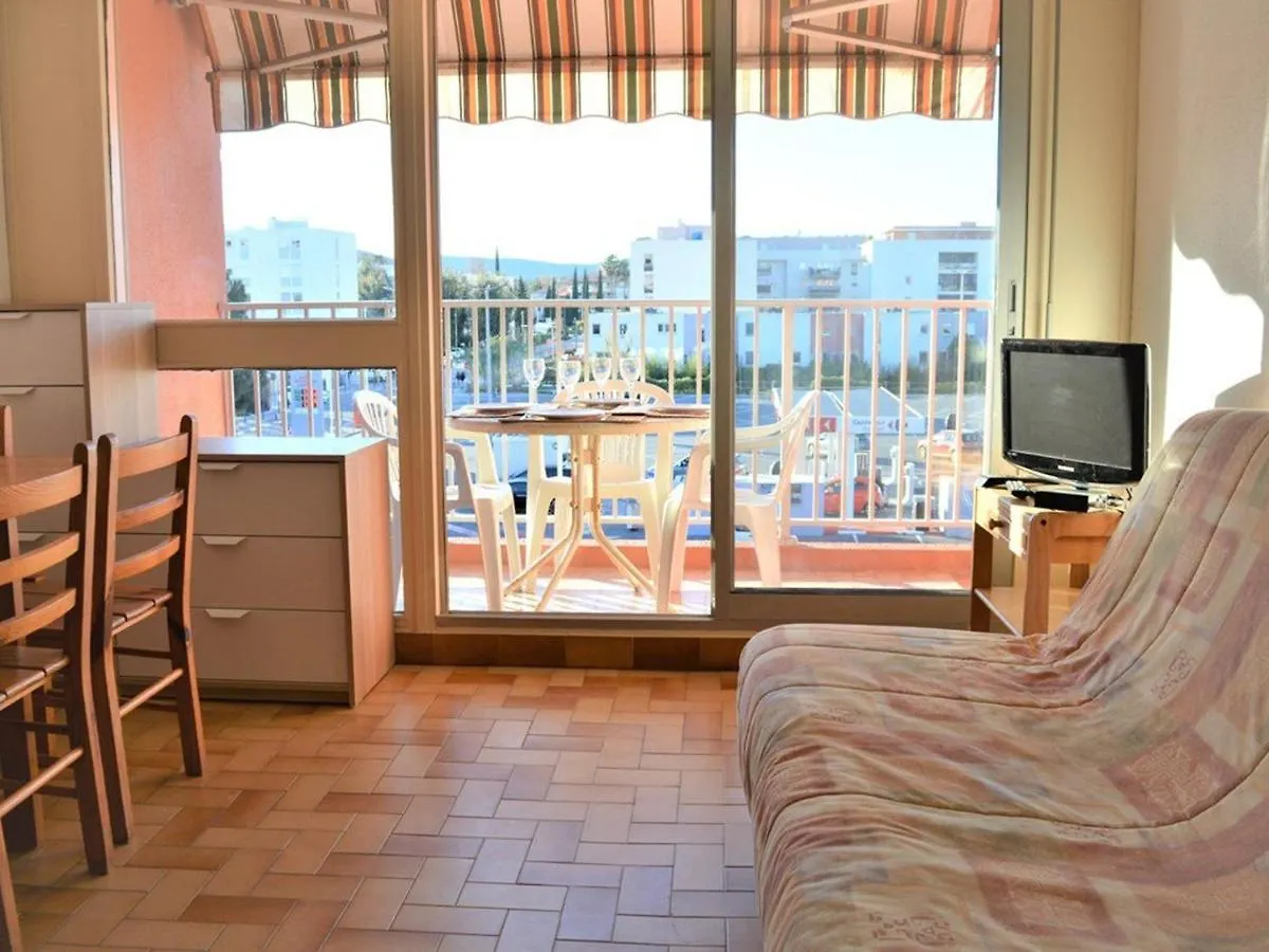 Appartement Studio Le Lavandou, 1 pièce, 4 personnes - FR-1-251-315