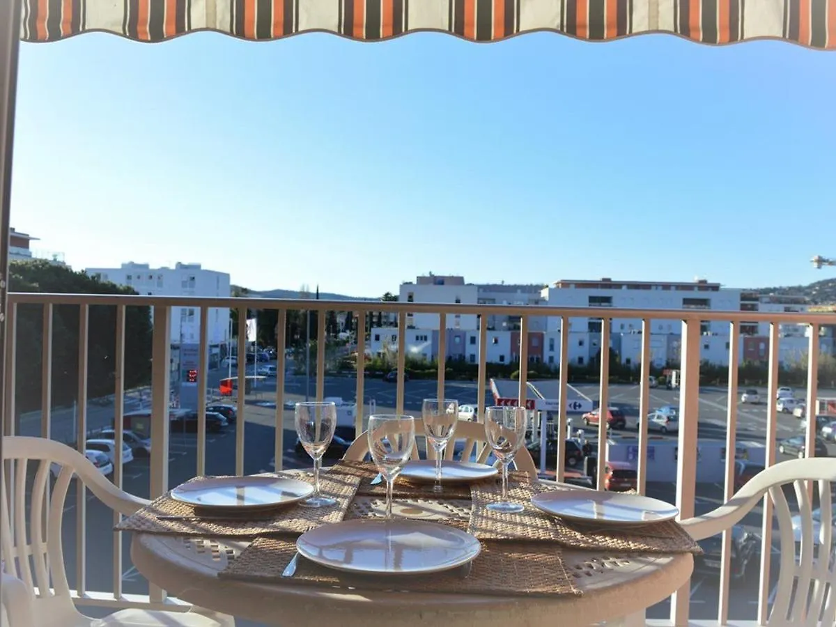 Studio Le Lavandou, 1 pièce, 4 personnes - FR-1-251-315 0*,  France